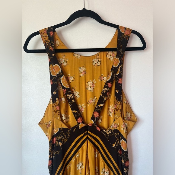 Free People 60's Sunrise Oblivion Keyhole Cut Out Dress Antique Gold size 8 - Picture 11 of 16